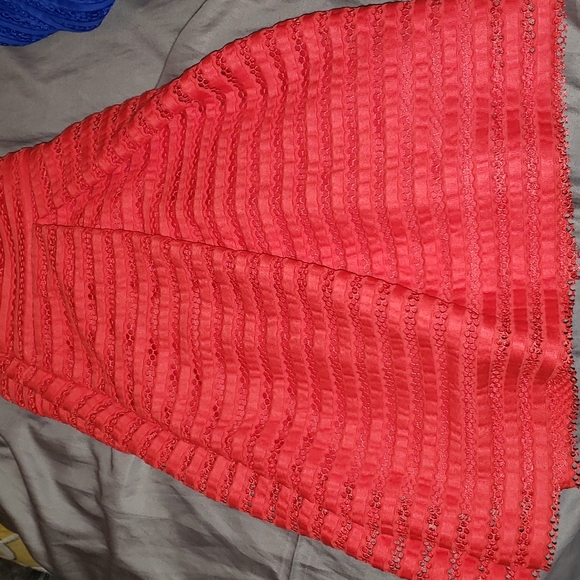 2 Express women's skirts - Picture 4 of 7